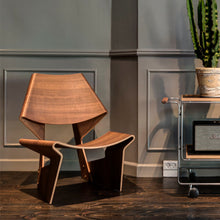 Load image into Gallery viewer, GJ Bow Chair